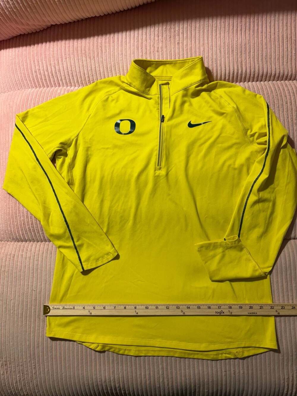Oregon Ducks Nike Dri-Fit 1/4 Zip Pullover Jacket Yellow Size L